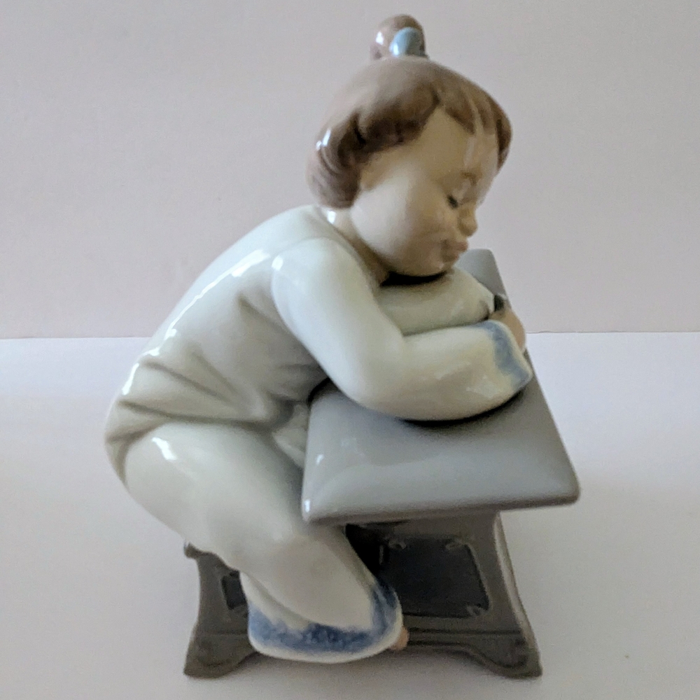 LLADRO NAO My First Day #1404